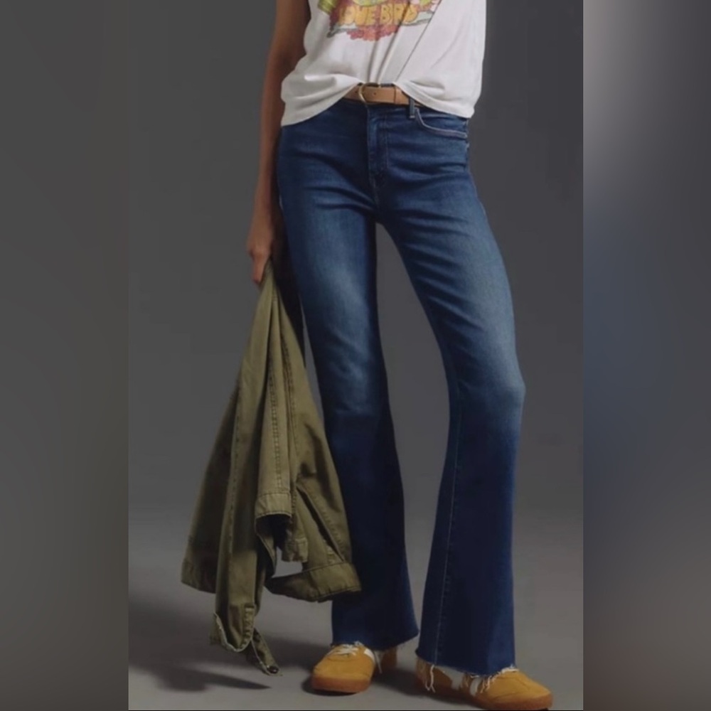 MOTHER The Weekender Fray Jeans